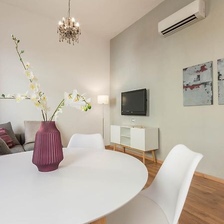 Helmi34 - Appartamento Dotato Di Tutti I Comfort Nel Centro Di Кальярі Екстер'єр фото